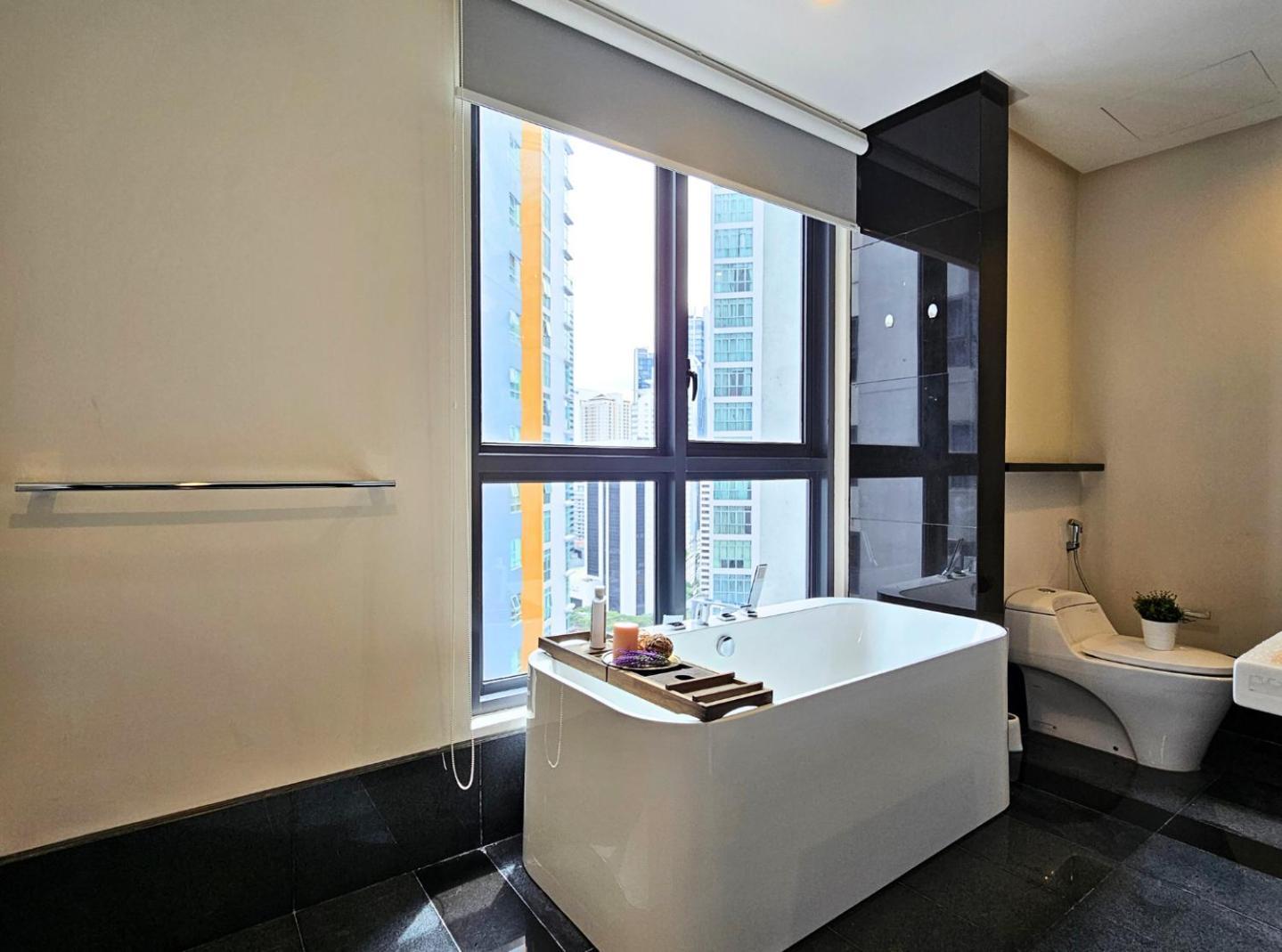 Pangsapuri The Mews Klcc Luxurious With Bathtub 10min Walk To Klcc By Cloud Host Kuala Lumpur