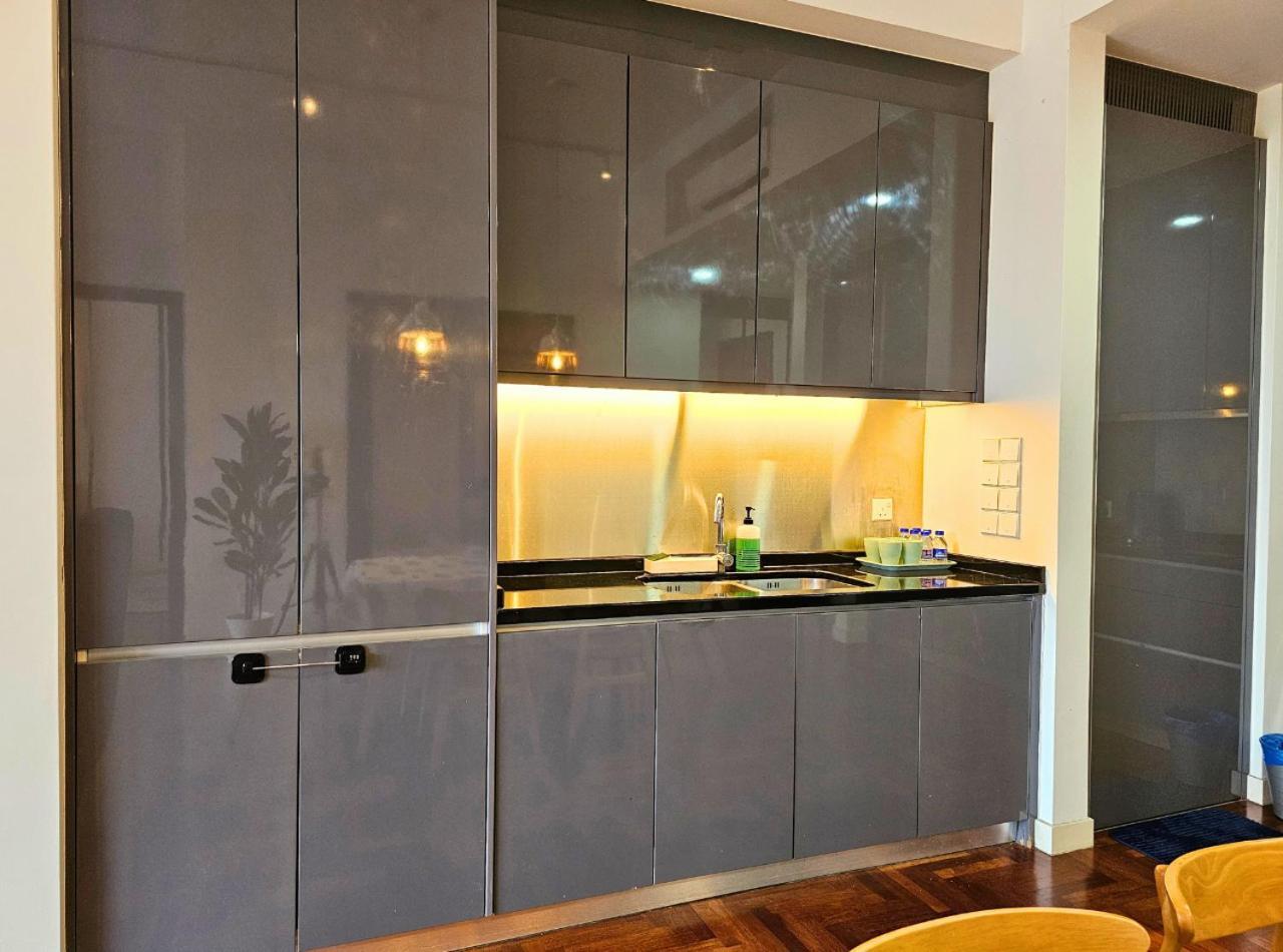 The Mews Klcc Luxurious With Bathtub 10min Walk To Klcc By Cloud Host Kuala Lumpur